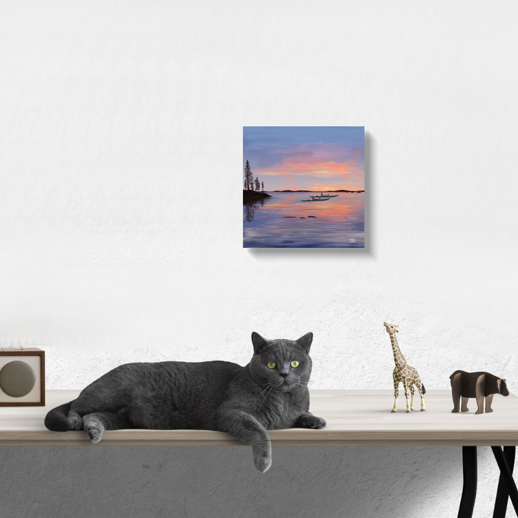 Zeekajakken onder de zonsondergang Gouden zon